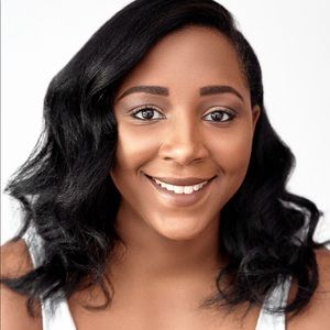 Meet your Posher, Amara